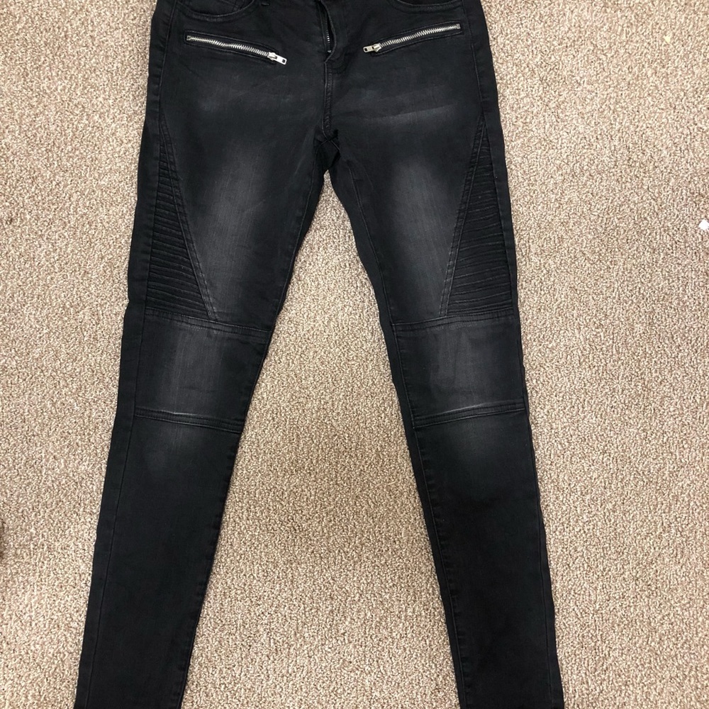 Eighty Two Moto Style Skinny Jeans